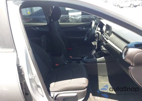 2020 Kia Forte Lxs из США, поврежденный, VIN 3KPF24AD6LE232062